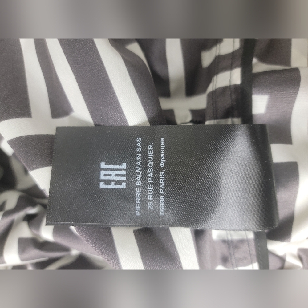 Balmain - Monogram Jacquard Pattern Trench Coat - Picture 10 of 11